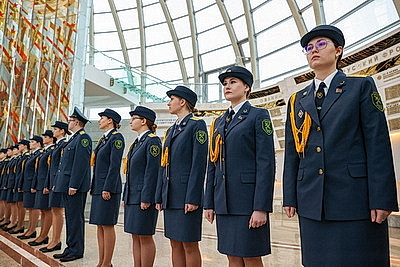 Сотрудники Минской региональной таможни торжественно приняли присягу в музее истории ВОВ