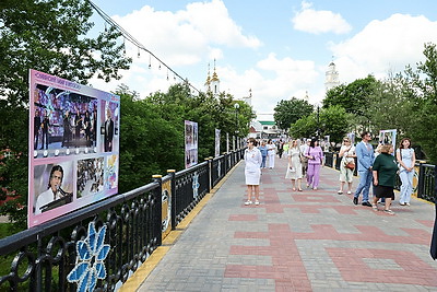 Выставка БЕЛТА \"35 мгновений фестиваля\" открылась в Витебске