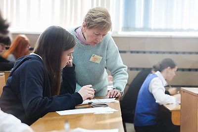 Около 58,5 тыс. белорусских одиннадцатиклассников приняли участие в репетиционном ЦЭ