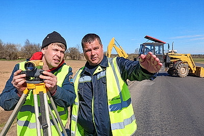 В Лепельском районе идет реконструкция автодороги Р46