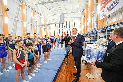 Крутой посетил Центр по прыжкам на батуте в Витебске