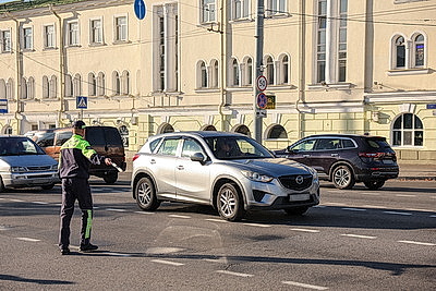 Мамы рулят: в Гомеле автоледи принимали поздравления с Днем матери