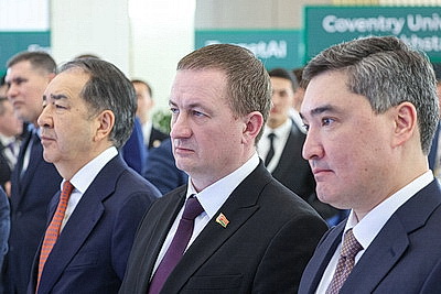 \"Индустрия 5.0: Сила взаимодействия\". Турчин принял участие в пленарной сессии цифрового форума в Казахстане