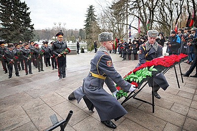 В Минске почтили память погибших при исполнении служебного долга сотрудников милиции