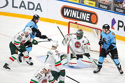 Минские динамовцы проиграли \"Ак Барсу\" в первом матче четвертьфинала Кубка Гагарина