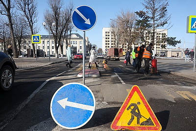 В Беларуси ведутся весенние ямочно-ремонтные работы