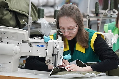 Лазаревич о флагманах \"Беллегпрома\": это технологическая независимость страны