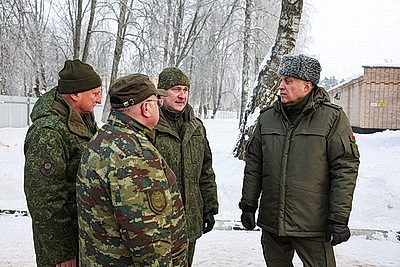 Проверка ВС по поручению Президента продолжается в одной из частей 72-го учебного центра