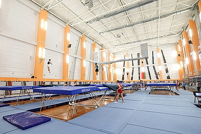 Крутой посетил Центр по прыжкам на батуте в Витебске