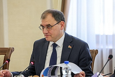 Машиностроение, добыча торфа, ТКО. Какие сферы сотрудничества перспективны для Беларуси и Кировской области