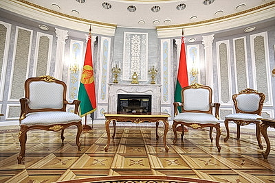 Для работников предприятий и социальной сферы Житковичского района провели экскурсию во Дворце Независимости