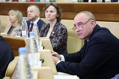 Новые проекты и международное сотрудничество. Заседание Высшего политического совета партии \"Белая Русь\" проходит в Минске