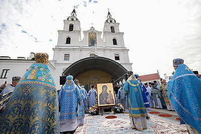 V Всебелорусский крестный ход завершился в столице в день Минской иконы Божией Матери