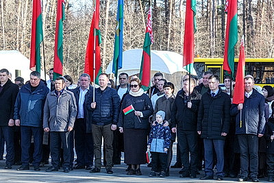 \"Это история и нашего края\". В Борках прошел митинг-реквием в День памяти трагедии в Хатыни