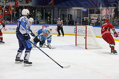 Команда Президента выиграла четвертый матч в РХЛ