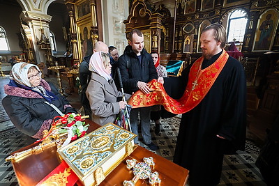 Экскурсию в Свято-Покровский кафедральный собор организовали для незрячих гродненцев