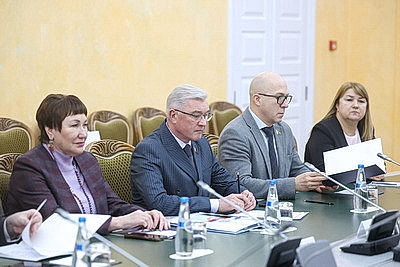 Равный доступ, информатизация, молодежные проекты. Малашко о приоритетах сотрудничества Беларуси и России в здравоохранении