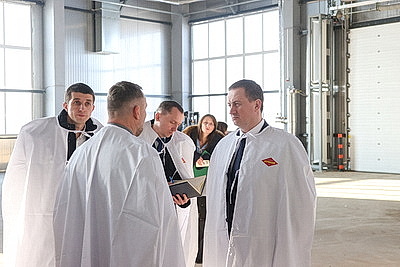 Непрерывный цикл. Сколько продукции в год будет производить новый завод агрокомбината \"Дзержинский\"