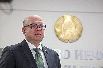 Каранкевич представил нового министра информации коллективу ведомства