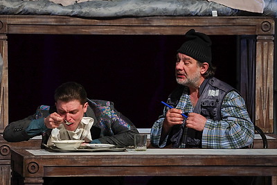 Нижегородский государственный академический театр драмы им.М.Горького представил в Минске спектакль \"Ревизор\"