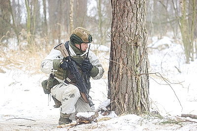 Атаки дронов, засады противника: с чем сталкиваются десантники во время проверки боеготовности ВС