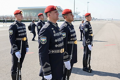 Турчин прибыл с официальным визитом в Узбекистан