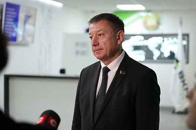 Лукашенко ознакомился с развитием производства отечественного пассажирского транспорта