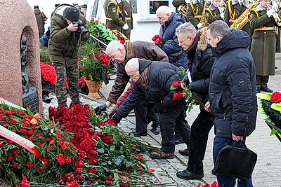 Память, которую не стирает время. Подвиг воинов-интернационалистов почтили в Минске