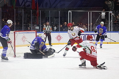 Команда Президента вышла вперед в финальной серии РХЛ