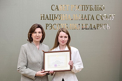 Защищая правду и суверенитет страны. Представителям СМИ вручили награды в Совете Республики