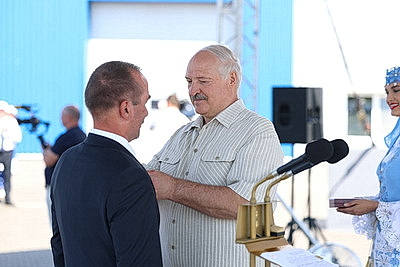 Лукашенко посещает Березовский район
