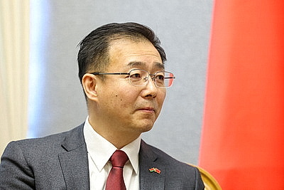 Сверить часы во всепогодном партнерстве. Алейник встретился с послом Китая в Беларуси