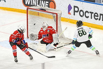 Восемь команд из четырех стран: хоккейный турнир \"В основании будущего\" стартовал в Минске