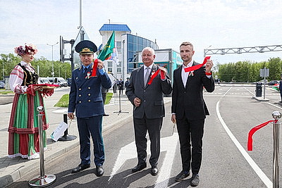Обновленную зону ожидания открыли перед пунктом пропуска \"Брест\"