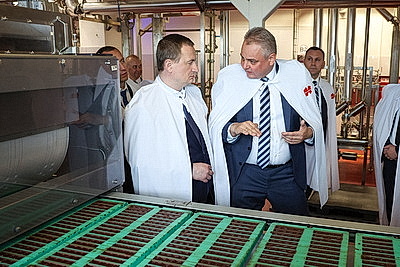 На повестке - развитие отечественной кондитерской отрасли. Турчин посетил \"Коммунарку\"