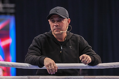 Чемпионы мира по боксу Цзю и Пирог провели мастер-класс для участников мемориала Ботвинника