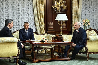 Лукашенко: Казахстан для Беларуси очень интересный партнер и дружеская страна