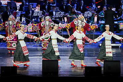 Национальные мелодии и мировые хиты. Мастера искусств Таджикистана представили гала-концерт в Минске