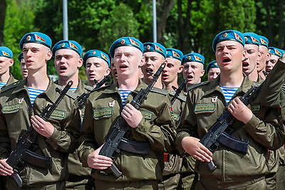 Около 10 тыс. новобранцев приняли военную присягу в Вооруженных Силах Беларуси