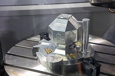 От огнезащитных материалов до роботов. В Минске представили передовые технологии в промышленности