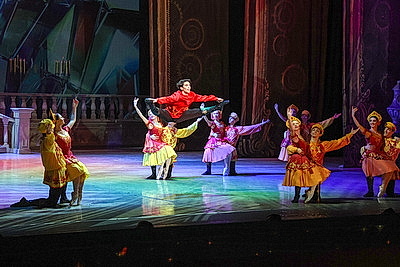 В Большом театре прошел концерт для более чем 1 тыс. пожилых людей