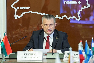 Представителей 16 стран объединил Гомельский экономический форум