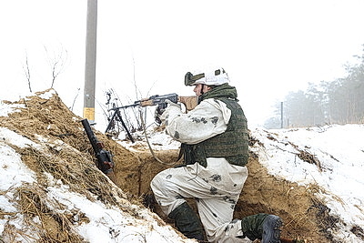 Атаки дронов, засады противника: с чем сталкиваются десантники во время проверки боеготовности ВС