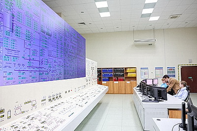 Кочанова посетила БелАЭС и ознакомилась с инфраструктурой Островца