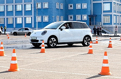 Лучшую автоледи выбрали в Витебске во время конкурса \"Девчонки рулят!\"