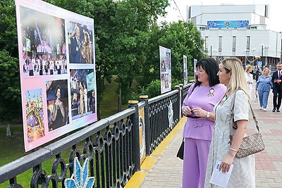 Выставка БЕЛТА \"35 мгновений фестиваля\" открылась в Витебске