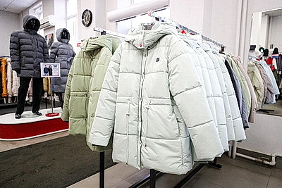 В ОАО \"Славянка\" произведено уже более 4,5 тыс. курток с подогревом. Их покупают и иностранцы