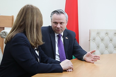 Снопков представил нового министра культуры коллективу ведомства