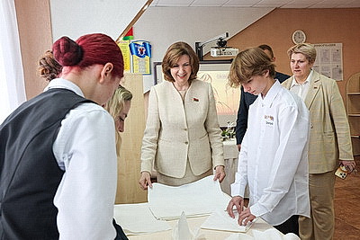 Встреча Кочановой с воспитанниками социально-педагогических центров прошла в столичном колледже