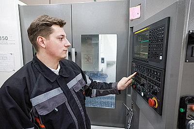 Аспирант ВГТУ разрабатывает программу для производства нетиповых деталей на станках с ЧПУ